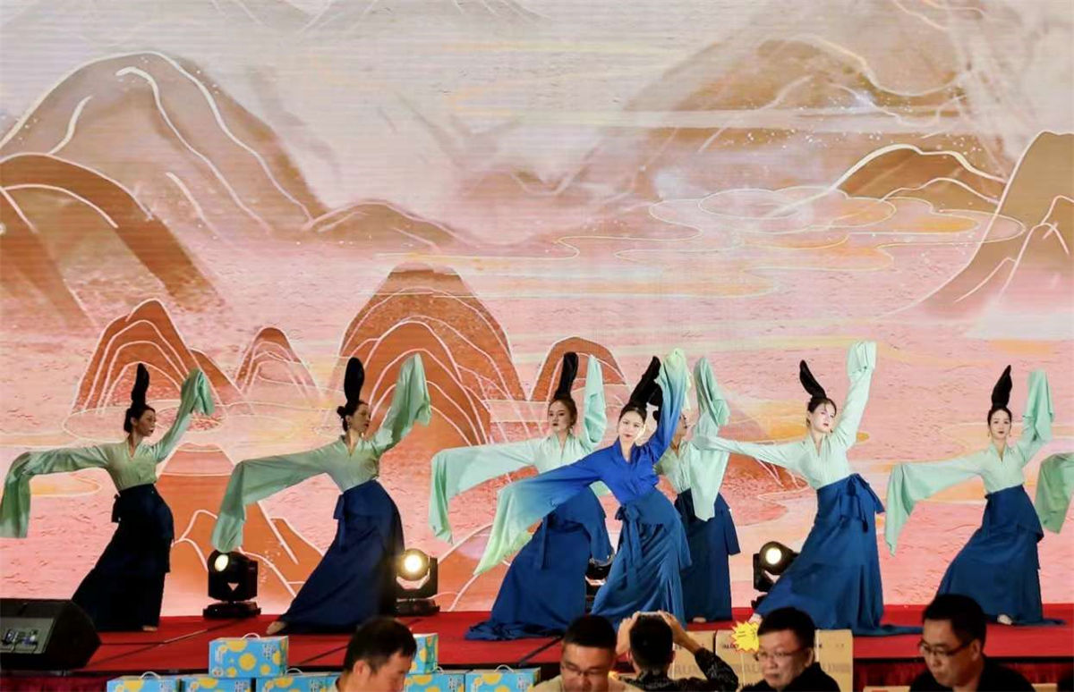 飼料微量元素添加劑公司澤威爾之夜 (7) 飼料微量元素添加劑公司澤威爾之夜 (7)