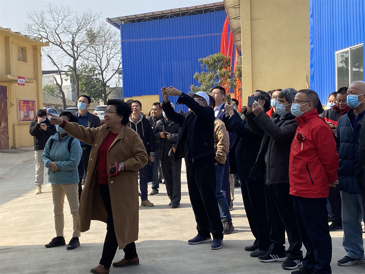 年產(chǎn)2萬噸單細(xì)胞飼料蛋白項(xiàng)目工廠參觀 年產(chǎn)2萬噸單細(xì)胞飼料蛋白項(xiàng)目工廠參觀