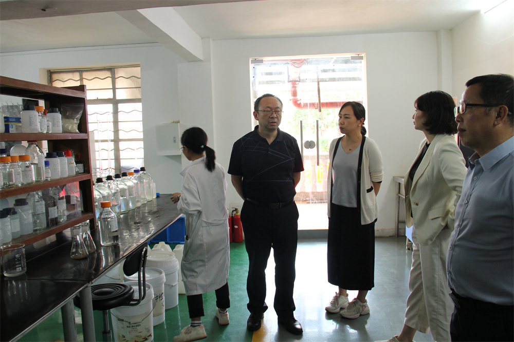 農(nóng)業(yè)農(nóng)村部畜牧獸醫(yī)局調(diào)研組蒞臨澤威爾有機源調(diào)研指導(dǎo) 農(nóng)業(yè)農(nóng)村部畜牧獸醫(yī)局調(diào)研組蒞臨澤威爾有機源調(diào)研指導(dǎo)