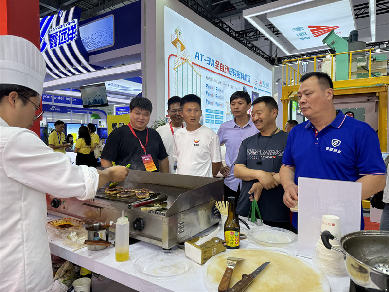 澤威爾產(chǎn)品飼喂肉蛋廣受歡迎2